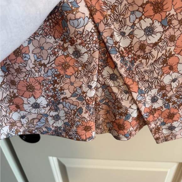 Altar'd State One-Shoulder Floral Romper/Jumpsuit - Pink and White floral - Picture 2 of 4